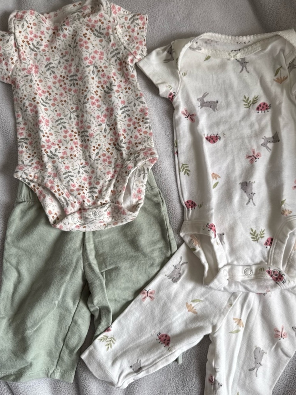 Carters Sets (2)